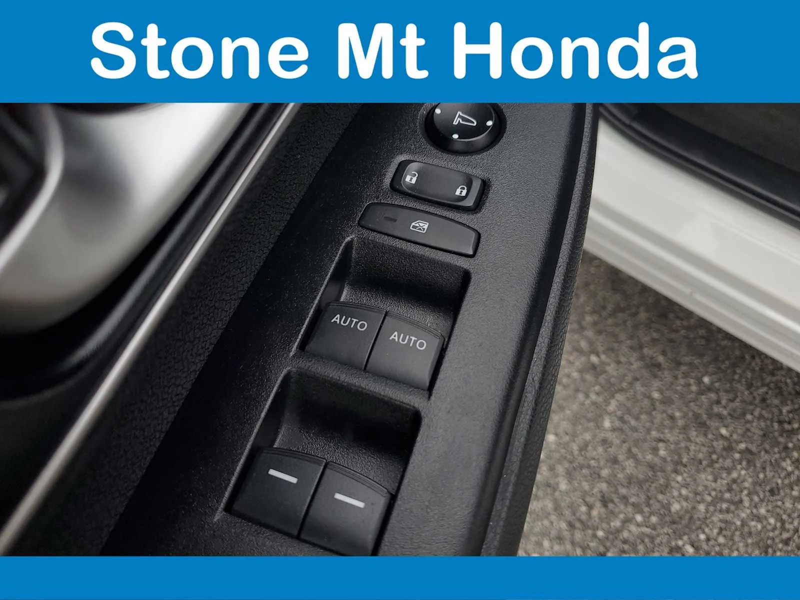 Used 2021 Platinum White Pearl Honda EX image 20