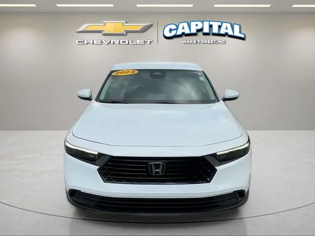 Used 2024  Honda LX image 9