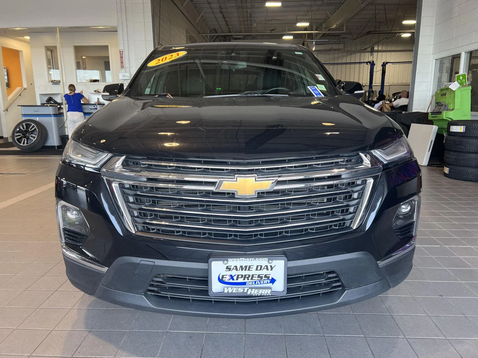 Used 2023 Mosaic Black Metallic Chevrolet LT Cloth image 2