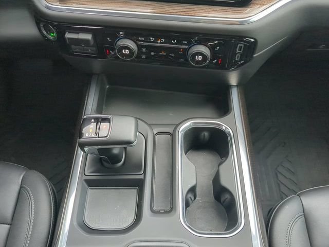 Used 2025 Gray Chevrolet RST image 22