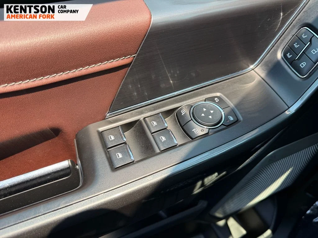 Used 2023 Black Ford Lariat image 19