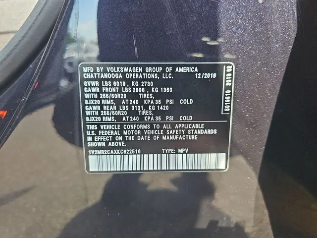 Used 2019 Black Volkswagen SEL image 36