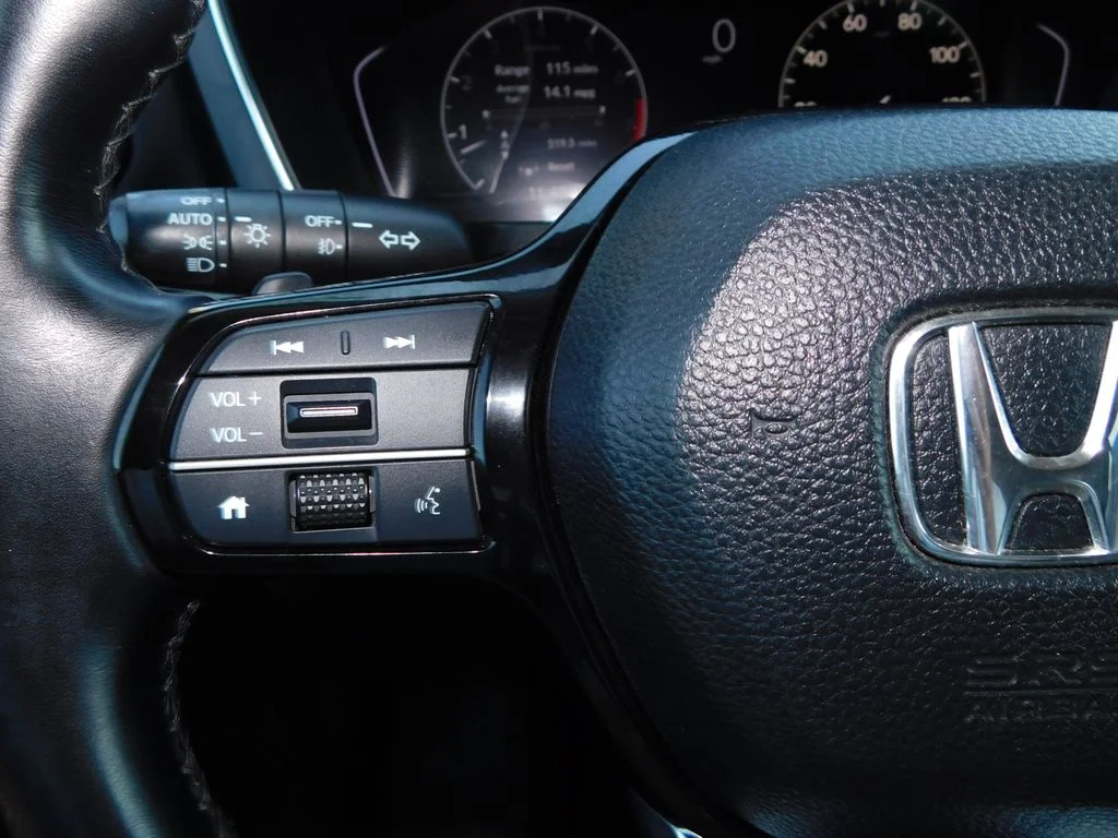 Certified Used 2024  Honda Touring image 38