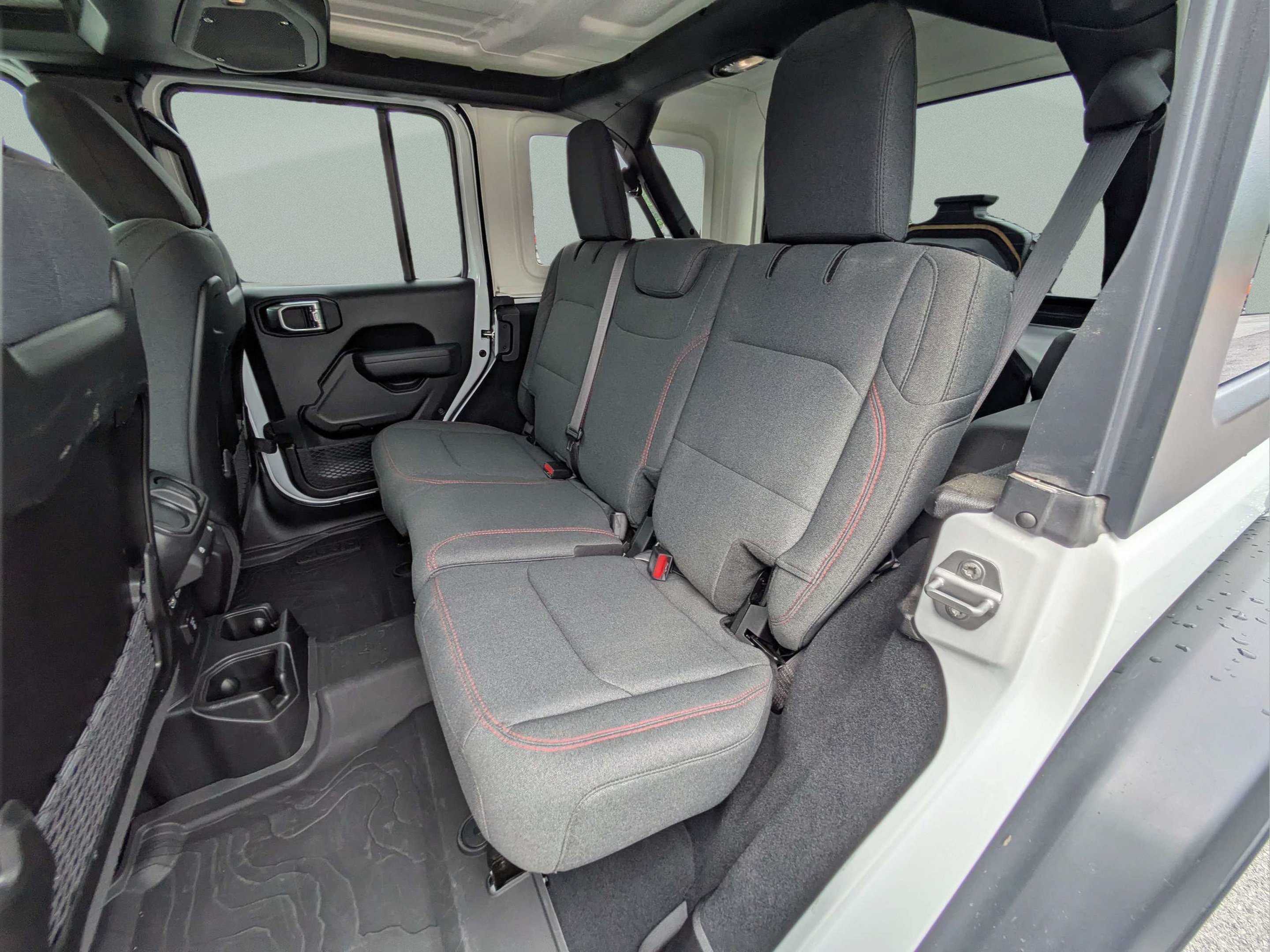 Used 2026 Bright White Clearcoat Jeep Rubicon image 9