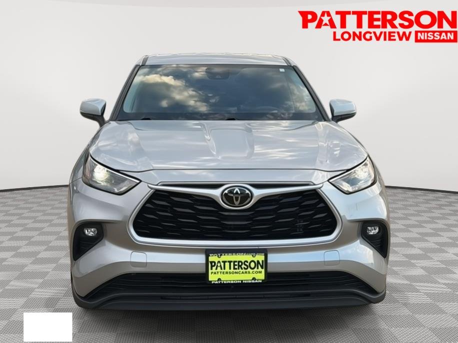 Used 2024 Celestial Silver Metallic Toyota LE image 2