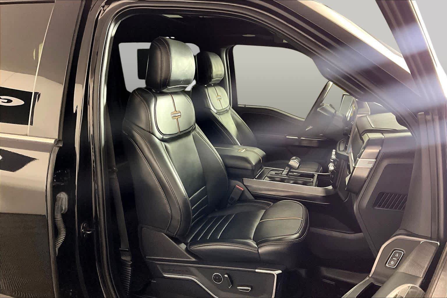 Used 2022 Agate Black Ford Platinum image 8