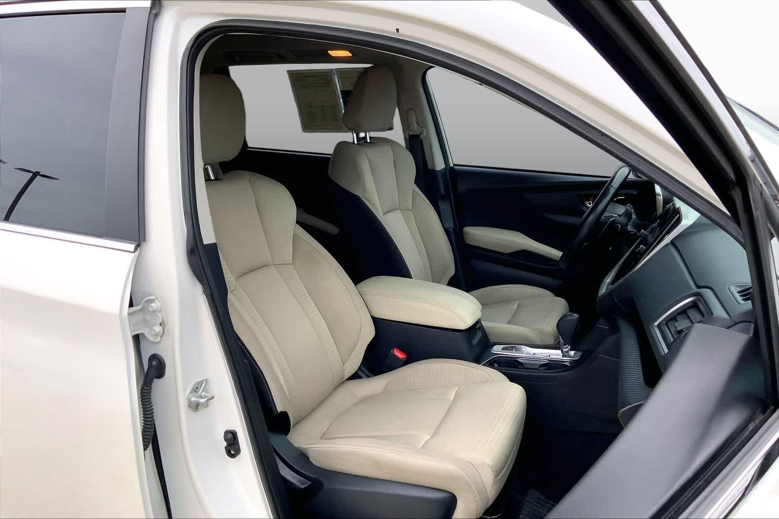 Used 2023 Crystal White Pearl Subaru Premium image 9