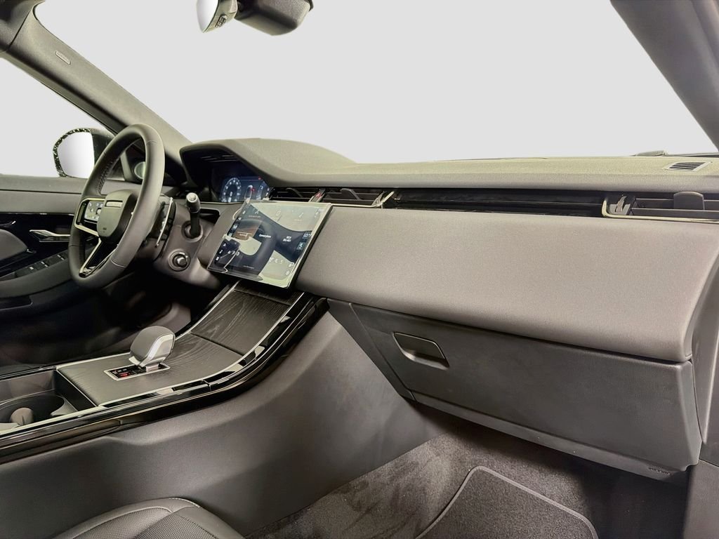 New 2026 Fuji White Land Rover Hoxton Edition image 31