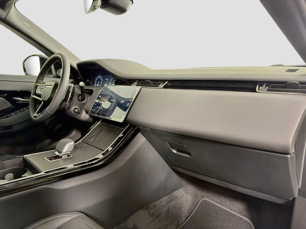 New 2026 Fuji White Land Rover Hoxton Edition image 31