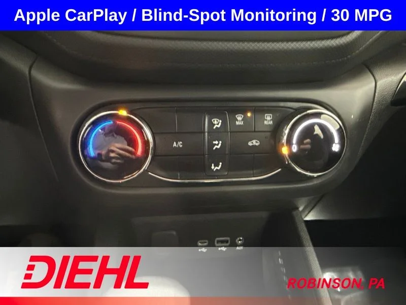 Used 2022 Gray Chevrolet LS image 27