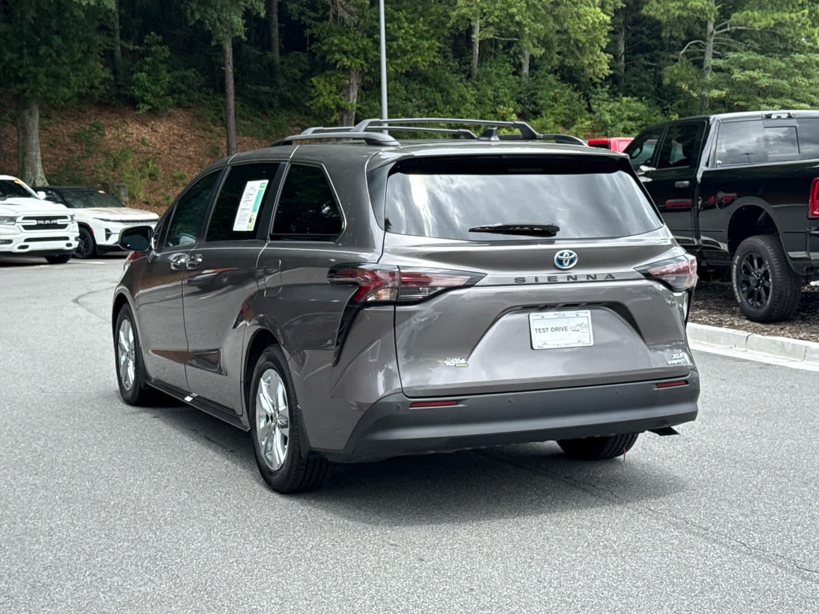 Used 2024 Predawn Gray Mica Toyota XLE image 3