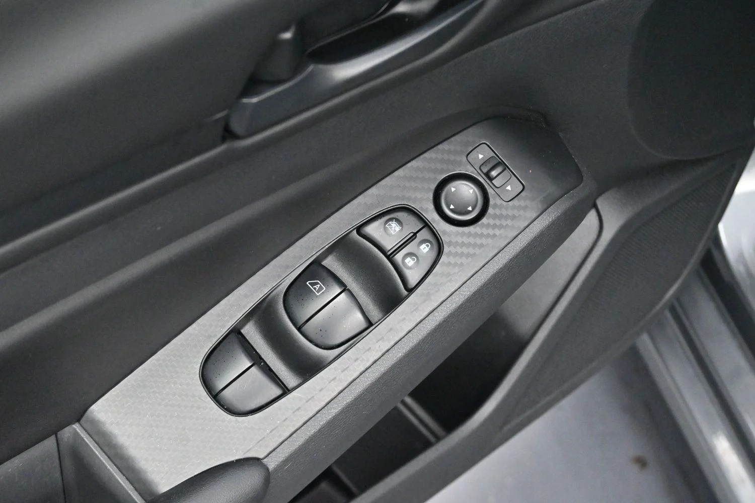 Used 2024 Gun Metallic Nissan 2.5 S image 10