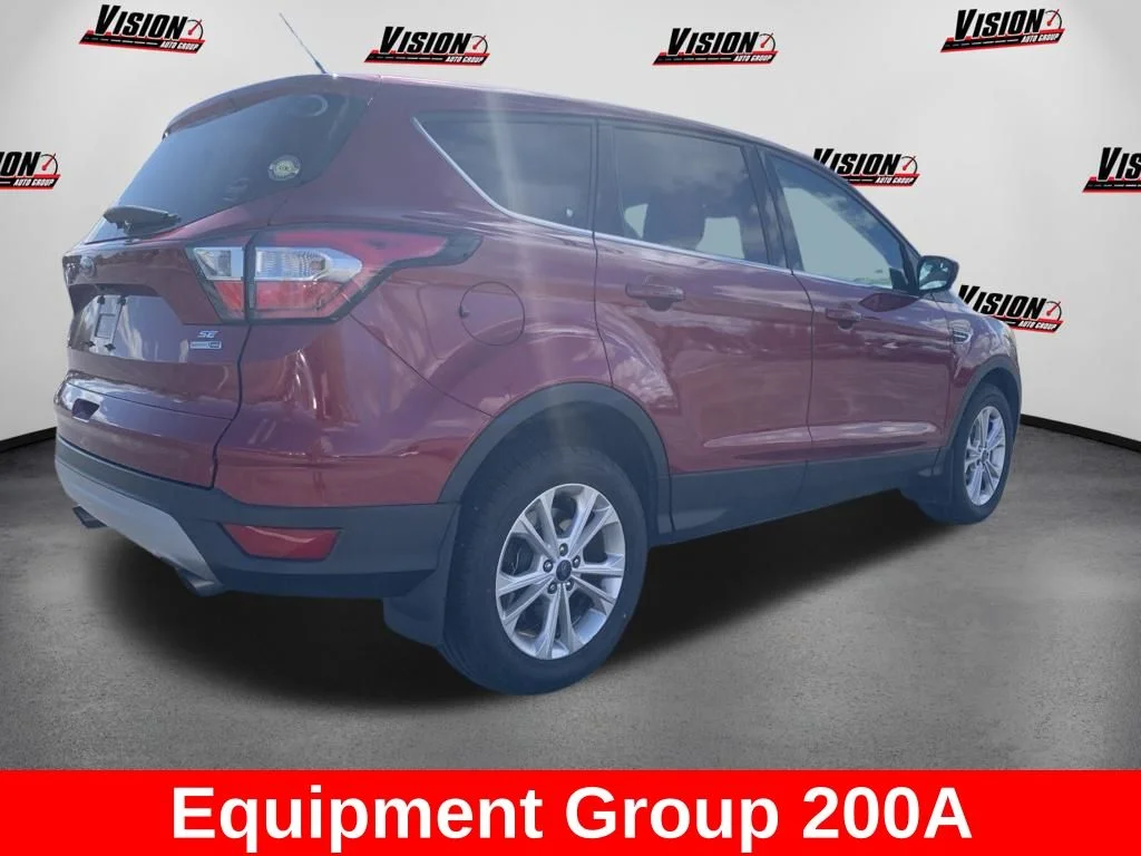 Used 2017 Red Ford SE image 4