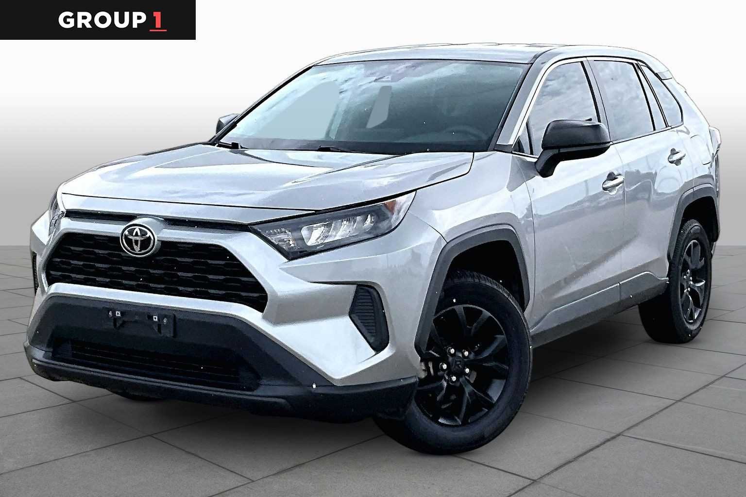 2022 Toyota RAV4 LE