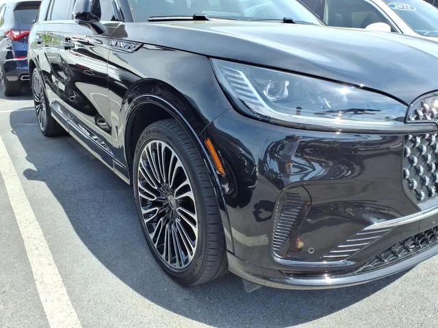 Used 2025 Black Metallic Lincoln Black Label image 21