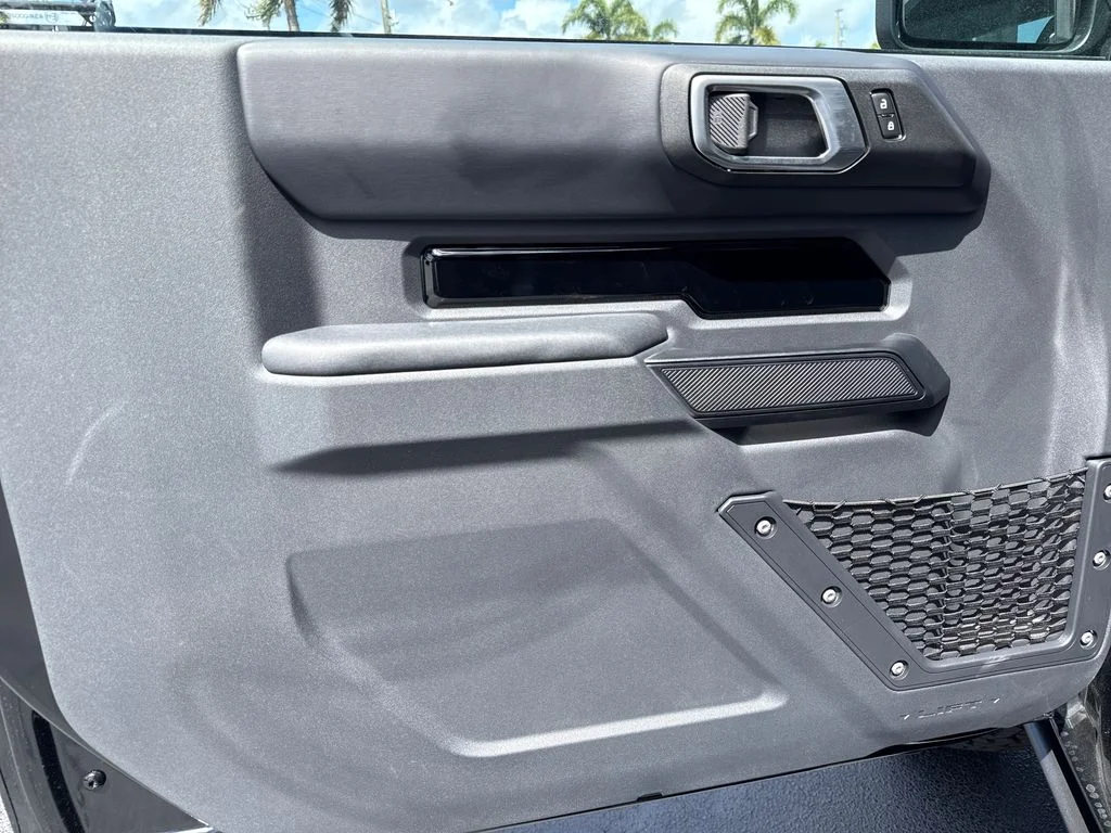 New 2025 Black Ford Badlands image 18