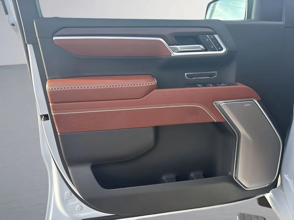 New 2026 Glacier White Tricoat GMC Denali Ultimate image 10