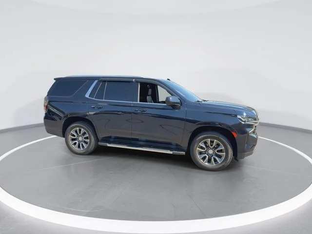 Used 2022 Blue Chevrolet LT image 2