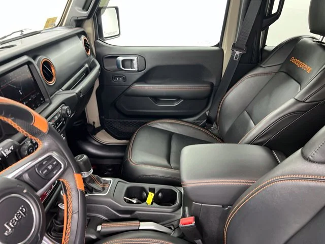 Used 2022 Beige Jeep Mojave image 23