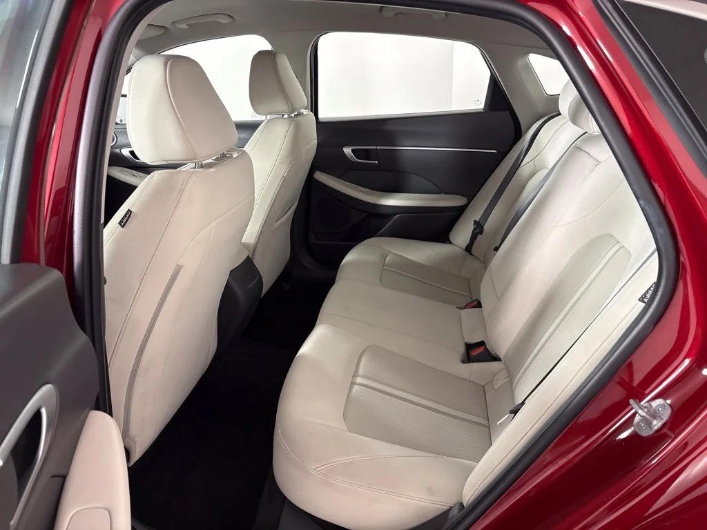 Used 2025 Red Hyundai SEL image 22