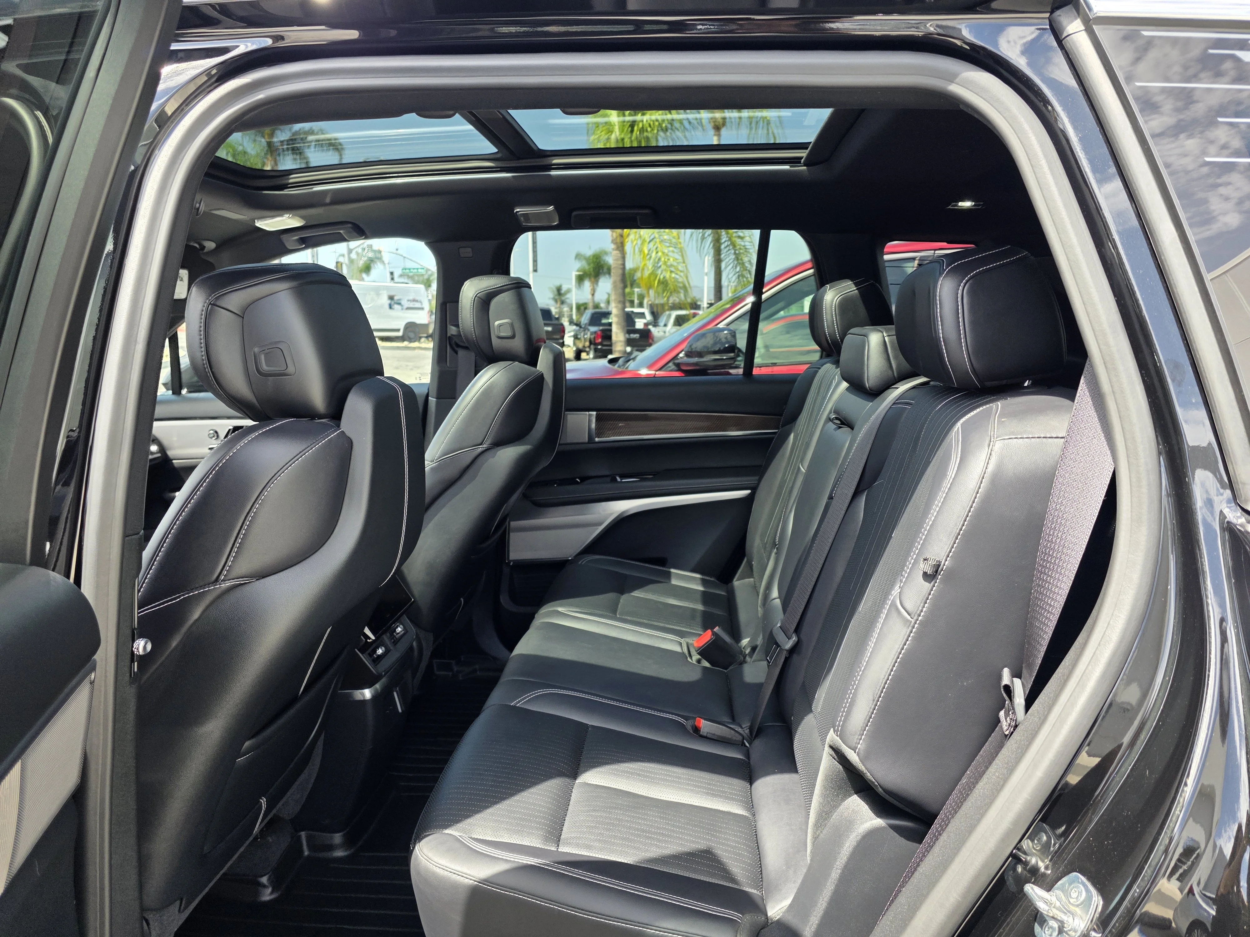Used 2026 Black Metallic Cadillac Luxury image 15