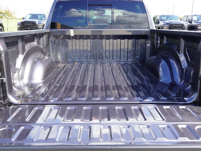 New 2027 Granite Crystal Metallic Clear-Coat Exterior Paint RAM Big Horn/Lone Star image 25