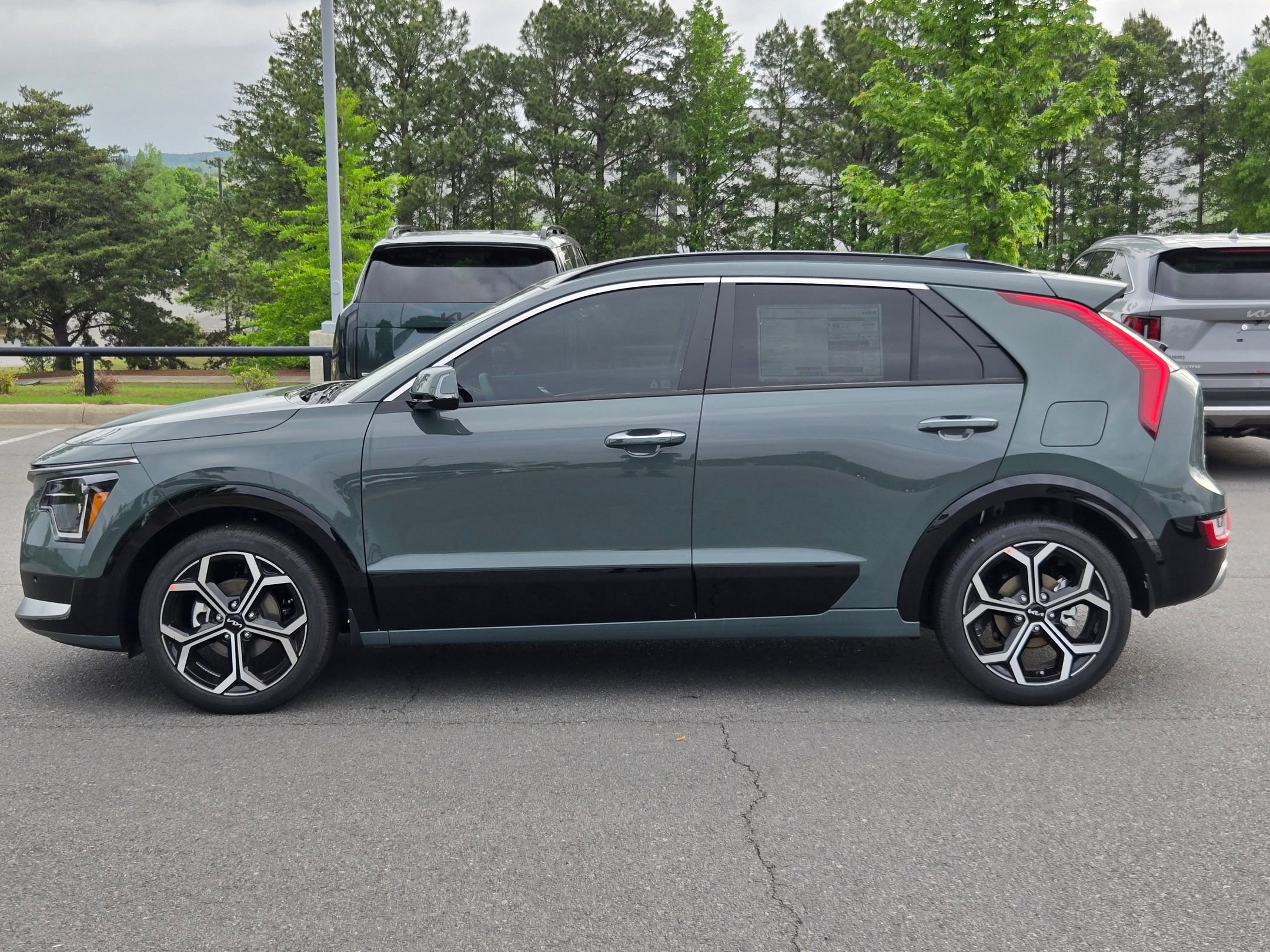 New 2026 Cityscape Green Kia SX Touring image 4