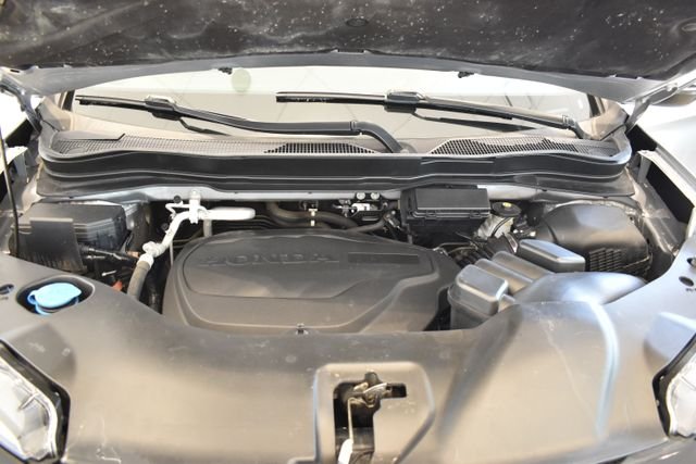 Used 2022 Silver Honda TrailSport image 32