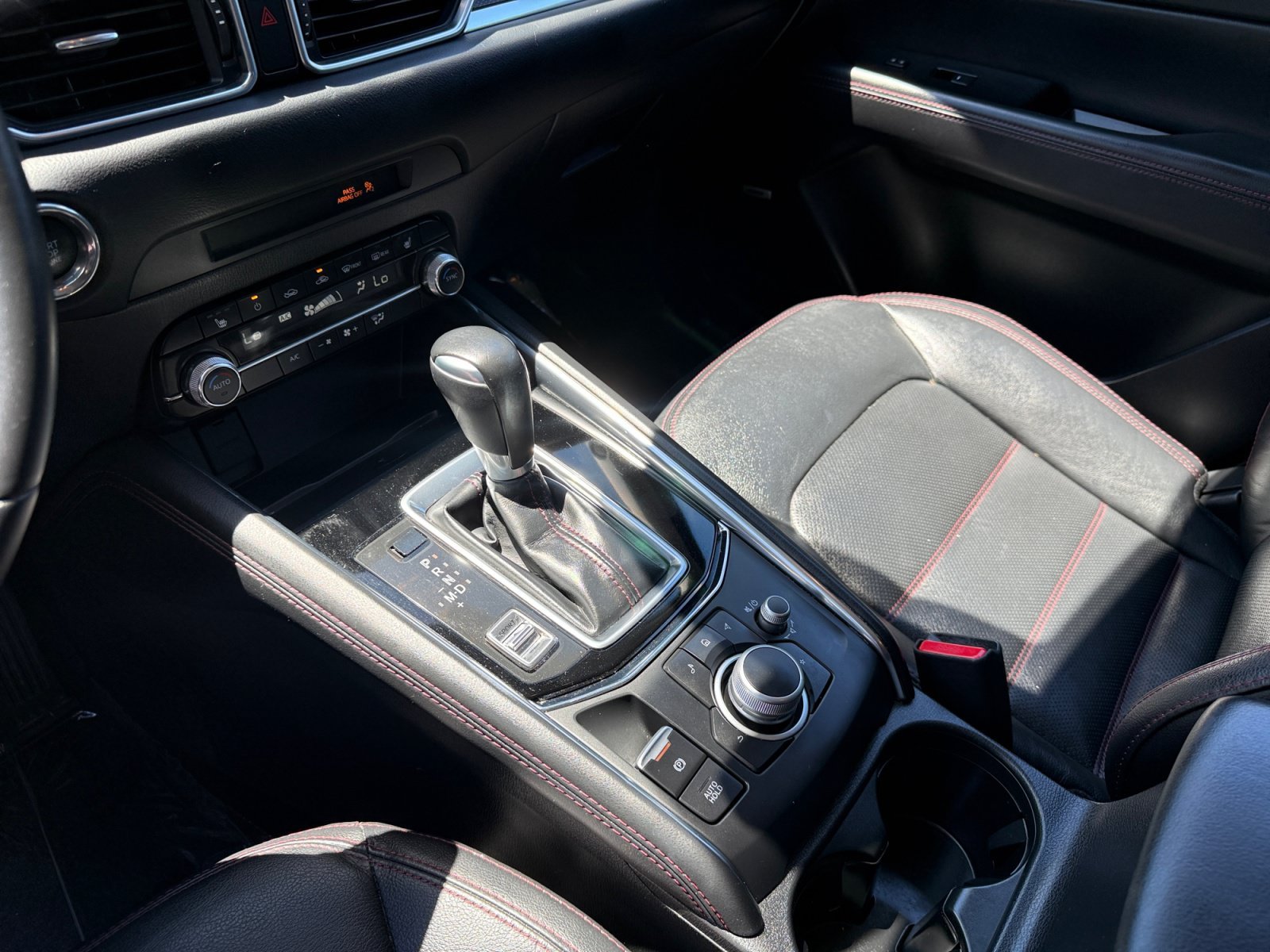 Used 2025 Gray Metallic Mazda 2.5 S Carbon Edition image 13