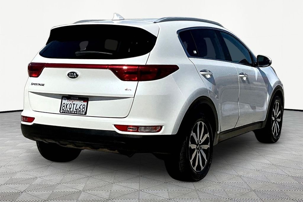 Used 2018 White Kia EX image 6