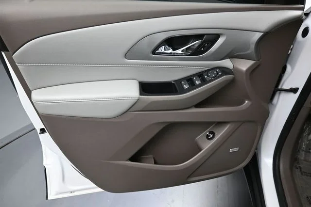 Used 2021 Beige Chevrolet LT Leather image 23