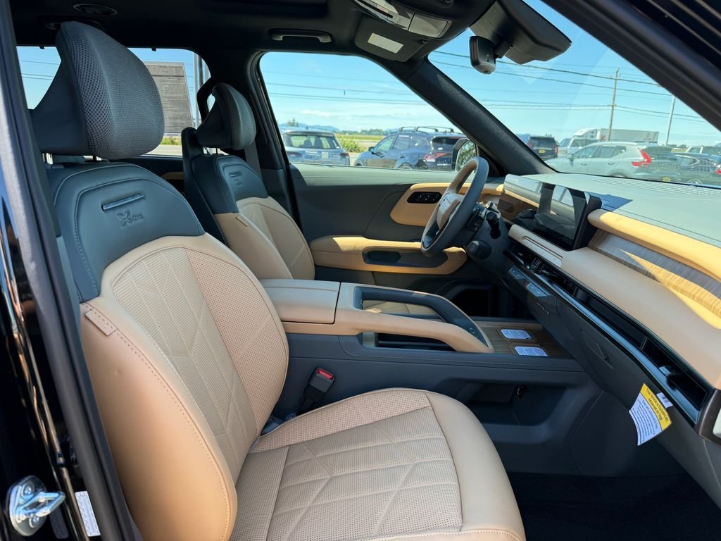 New 2027 Ebony Black Kia X-LINE SX image 12
