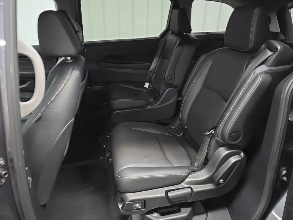 Used 2024 Gray Honda Touring image 33