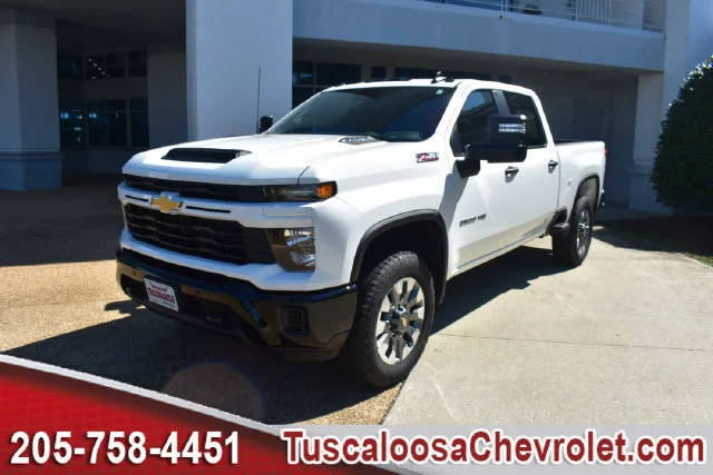 New 2026 Summit White Chevrolet Custom image 5