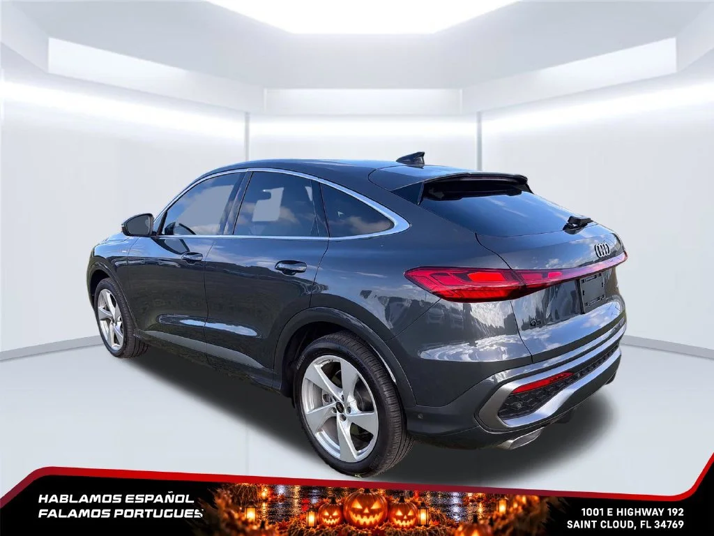 Used 2025 Gray Audi Prestige TFSI quattro S tronic image 3