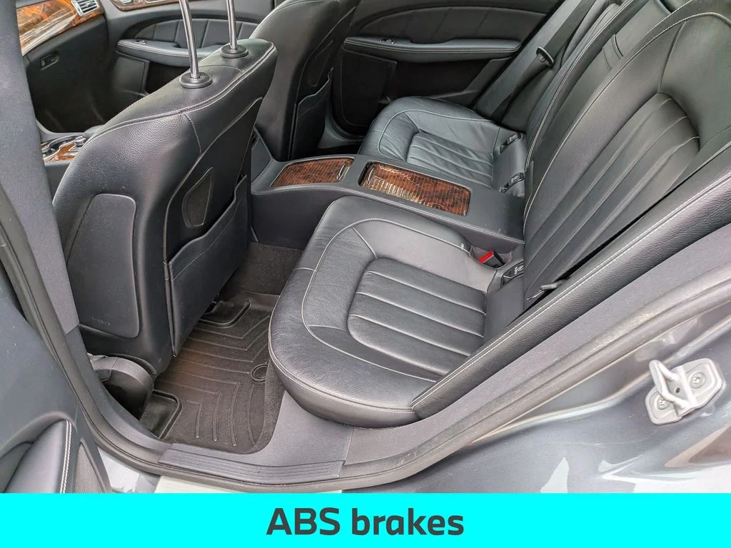 Used 2016 Silver Mercedes-Benz CLS 400 image 27