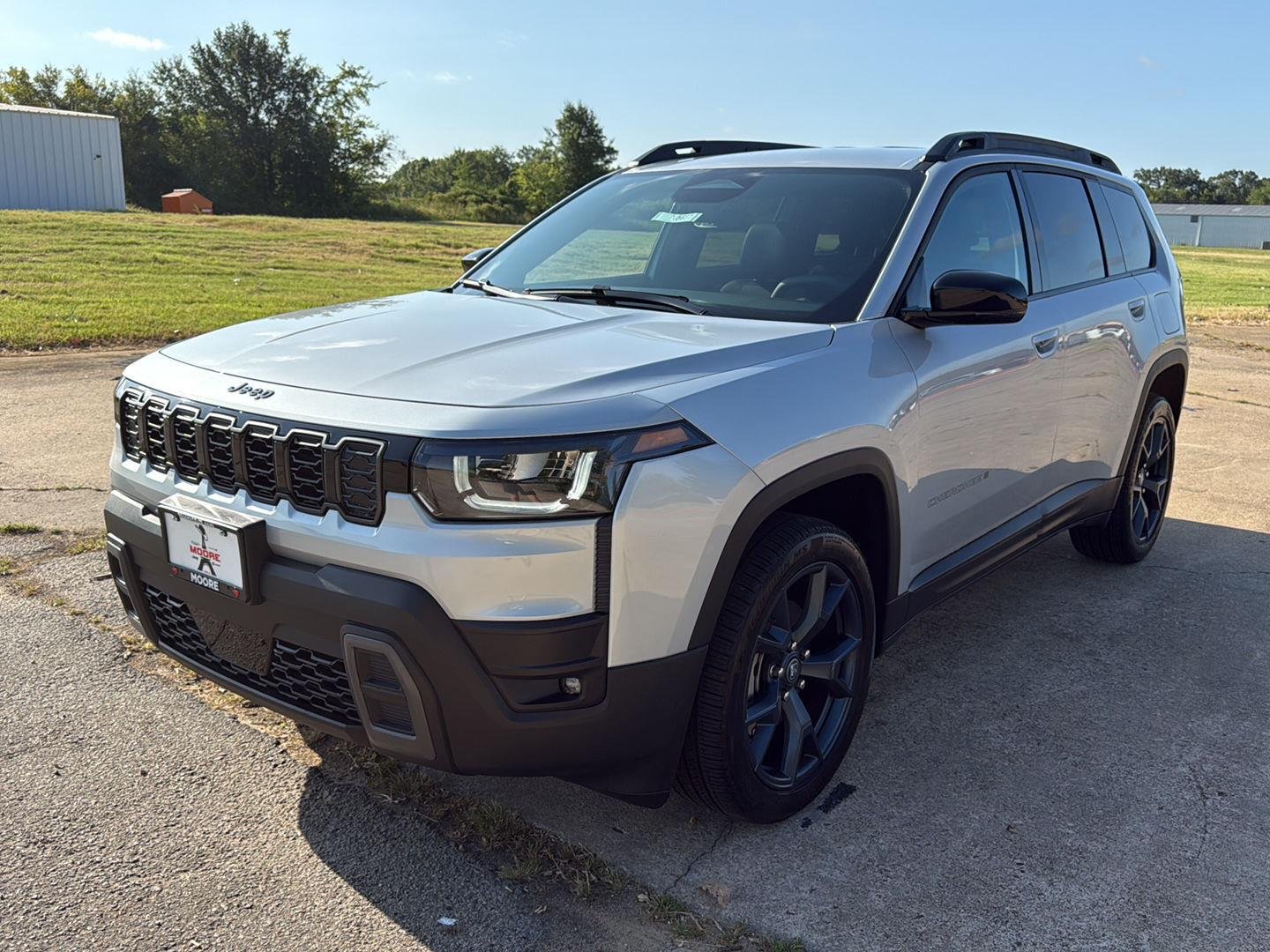 New 2026 Silver Zynith Clearcoat Jeep 85th Anniversary image 3