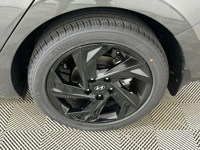 New 2026 Hyundai ELANTRA SEL Sport