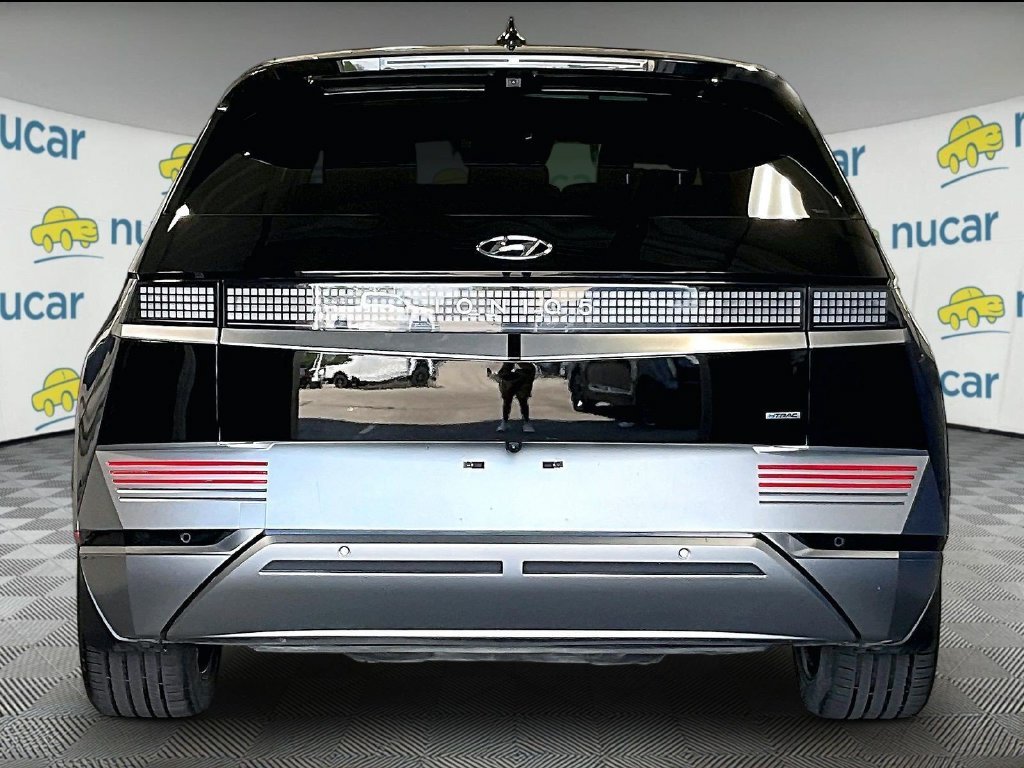 Used 2024 Black Hyundai Limited image 5