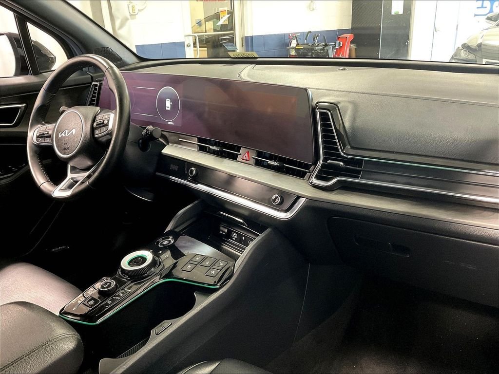Used 2024 Gray Kia X-Line Prestige image 14