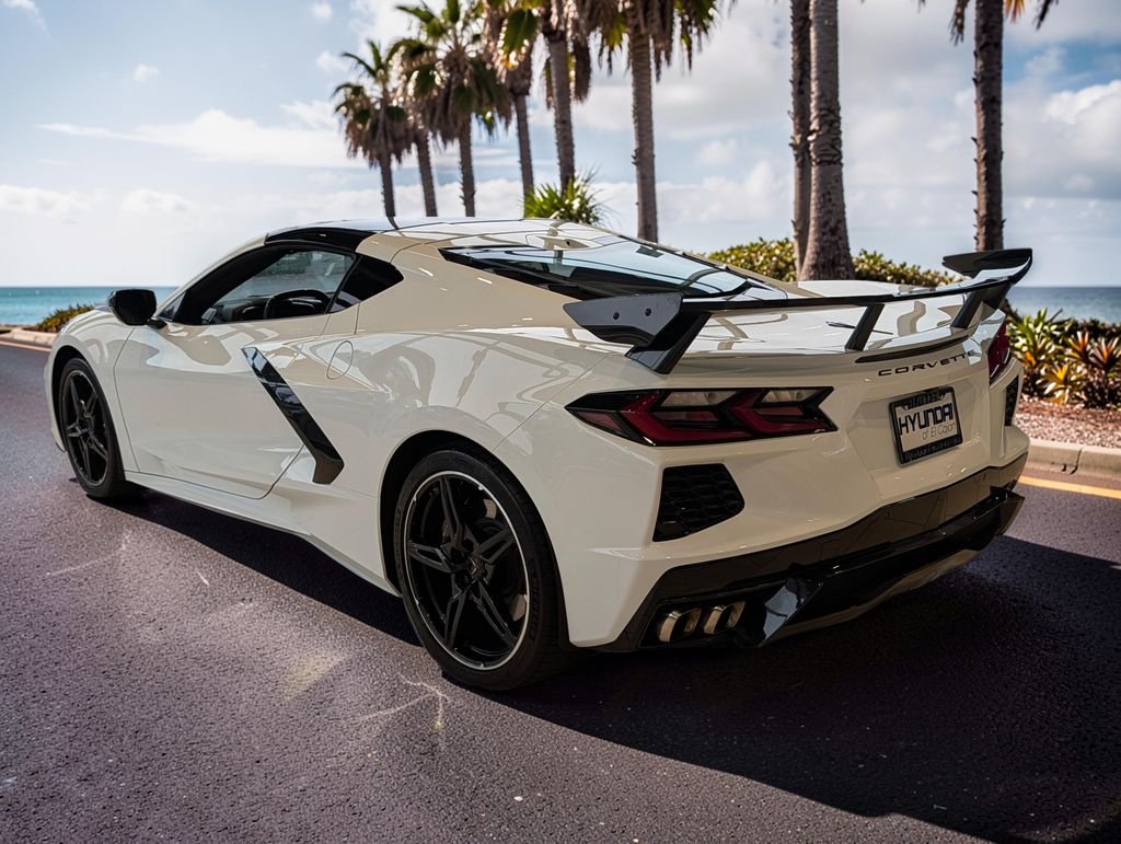 2021 Chevrolet Corvette 2LT - Photo 7