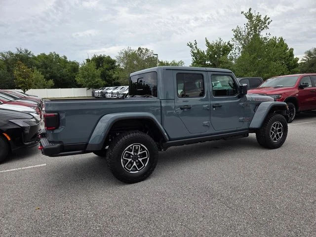 New 2026 Anvil Clear-Coat Exterior Paint Jeep Rubicon image 12