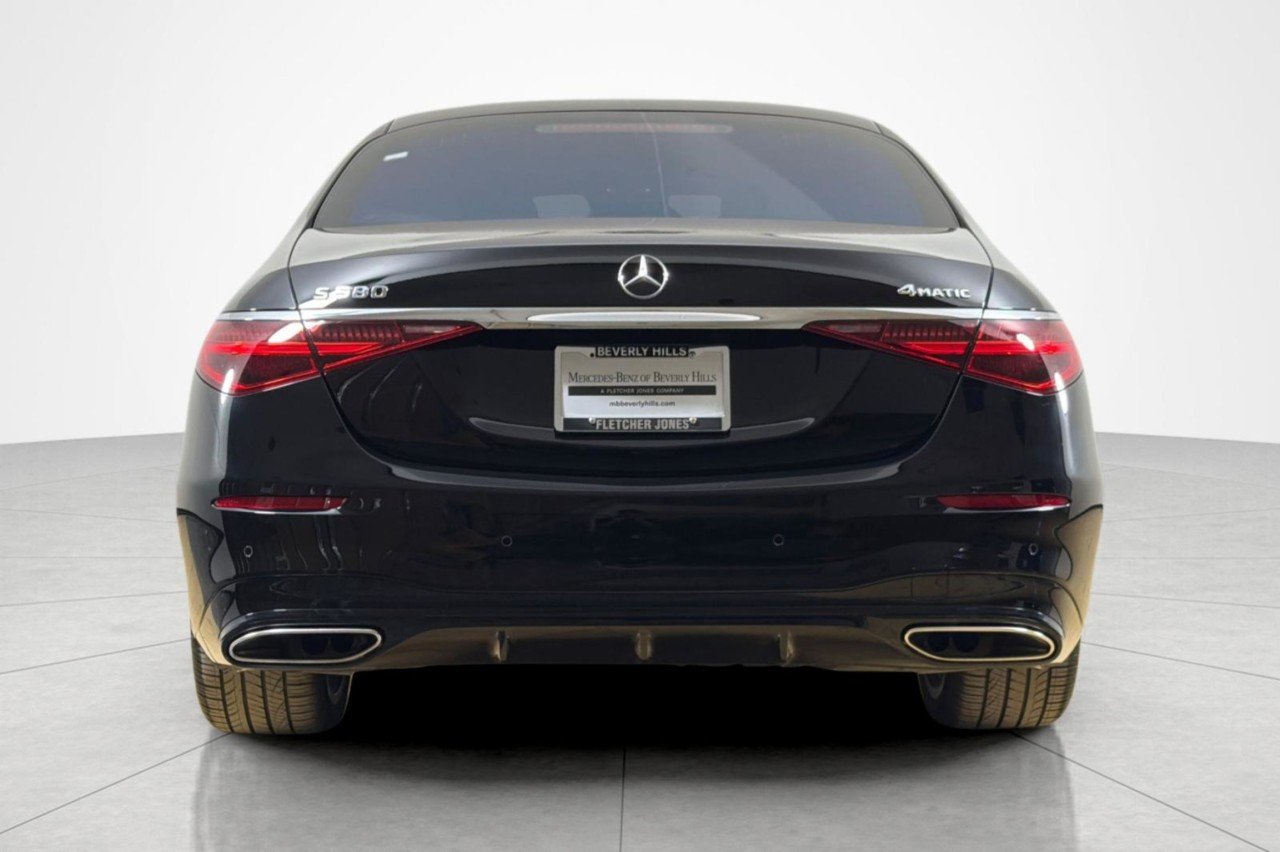 Certified Used 2022 Black Mercedes-Benz S 580 image 4