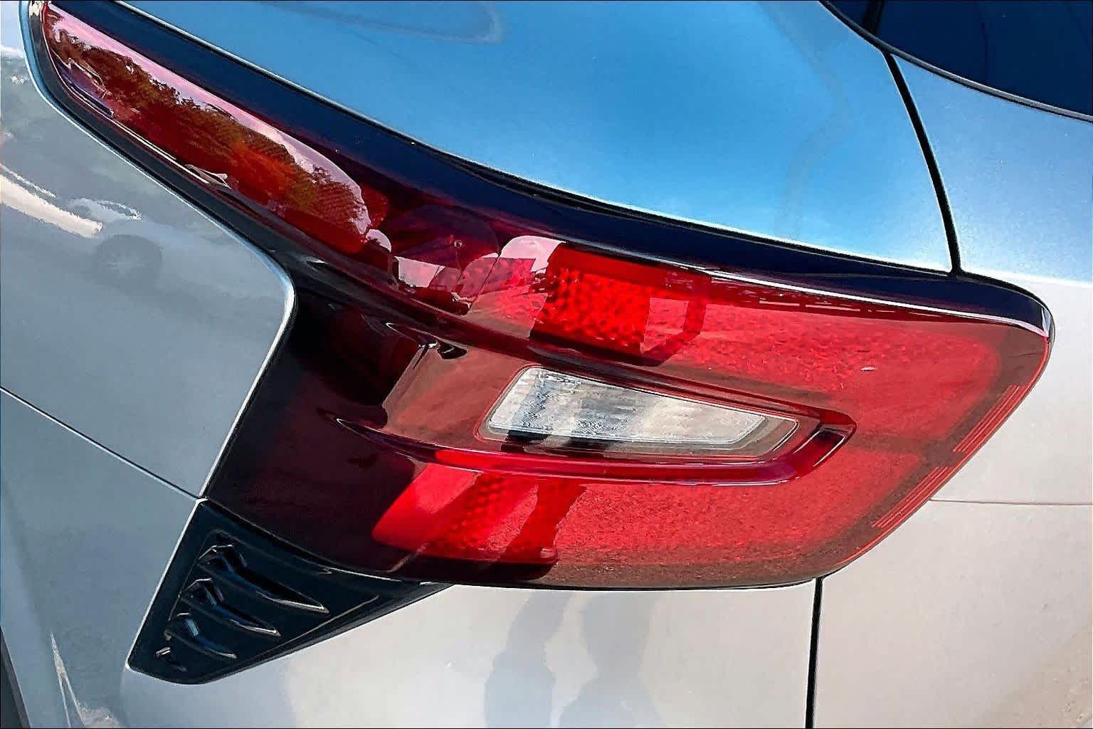 Used 2025 Sterling Gray Metallic Chevrolet ACTIV image 28