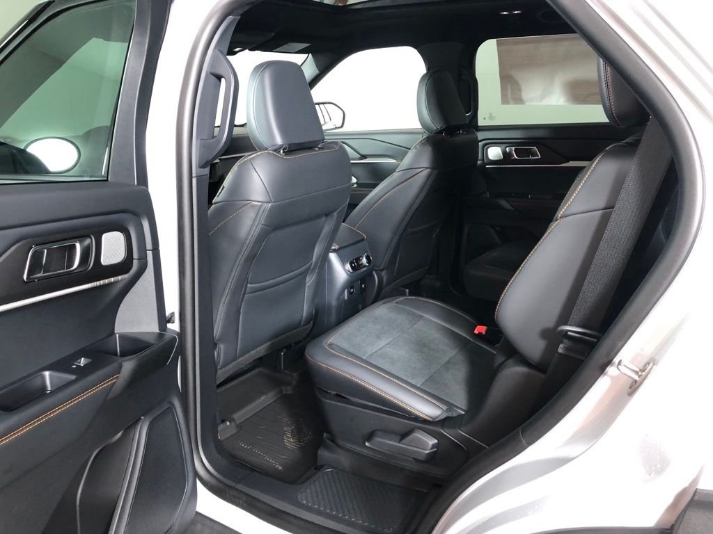 New 2026 White Ford Tremor image 12