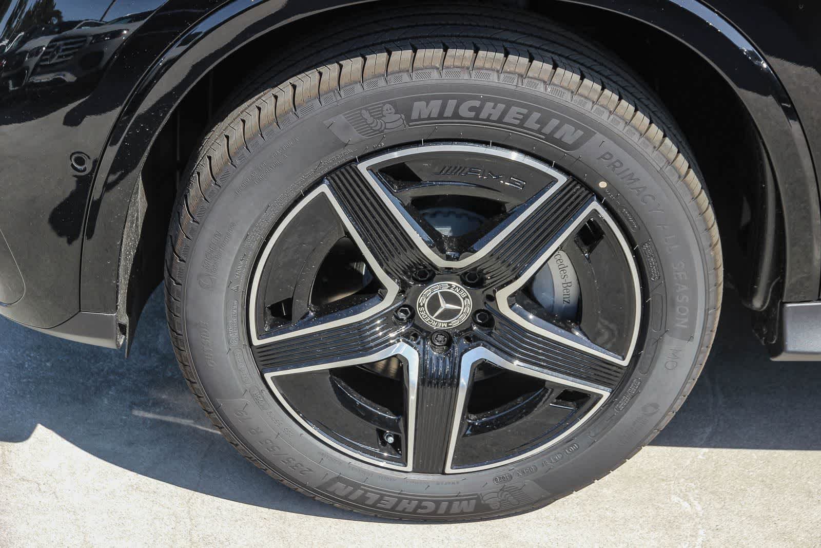 New 2026 Black Mercedes-Benz GLC 300 image 10