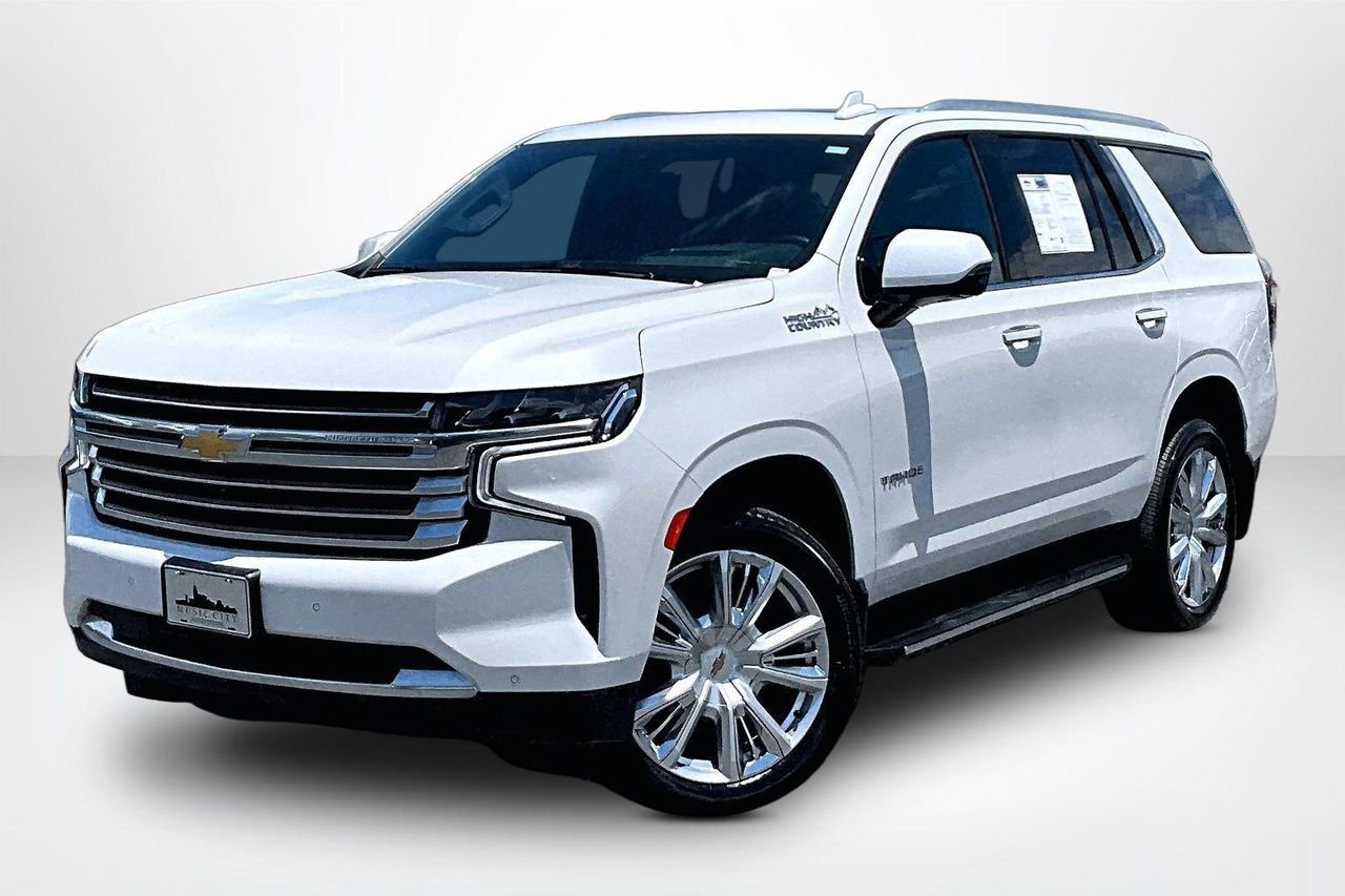 Used 2023 Iridescent Pearl Tricoat Chevrolet 4WD High Country image 3