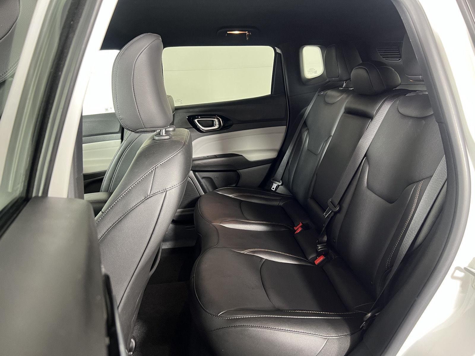 Used 2024 Bright White Clearcoat Jeep Limited image 19