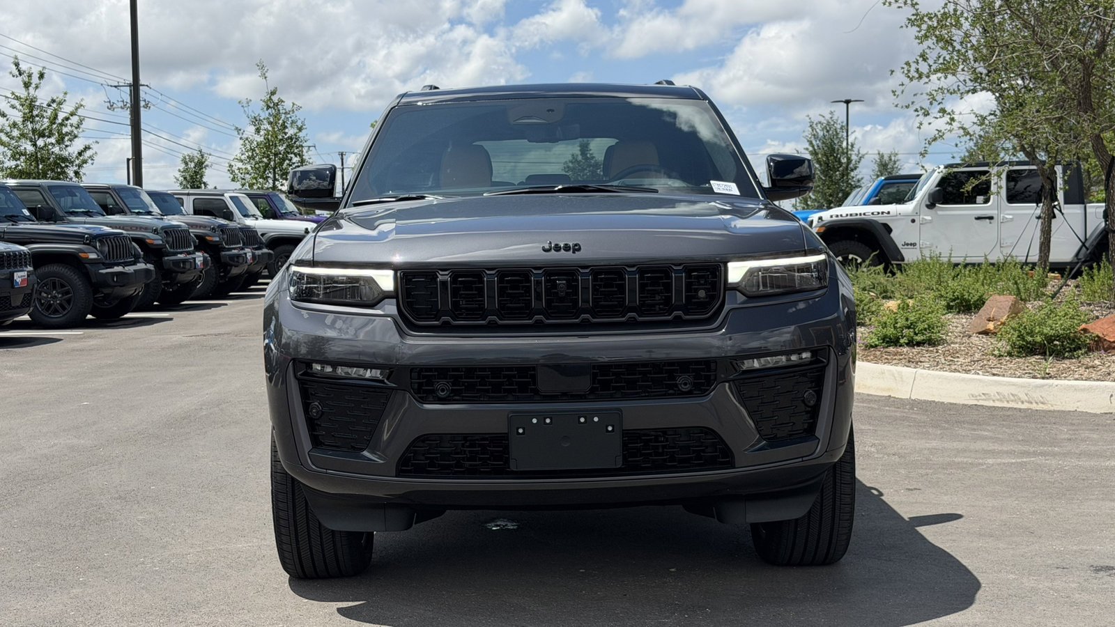 Certified Used 2026 Baltic Gray Metallic Clearcoat Jeep Summit image 2
