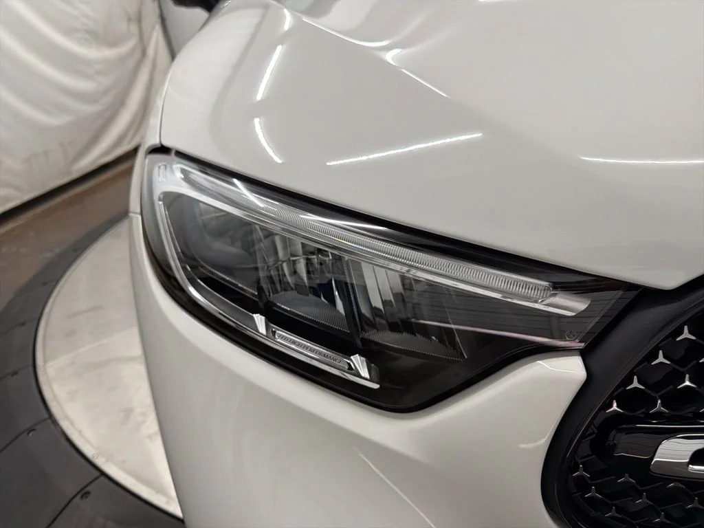 Used 2026 White Mercedes-Benz GLC 300 image 10